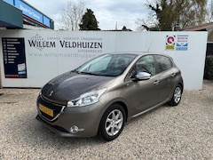 Peugeot 208 - 1.2 Vti Active Scherm, Airco 5DR Automaat, cruise, PDC