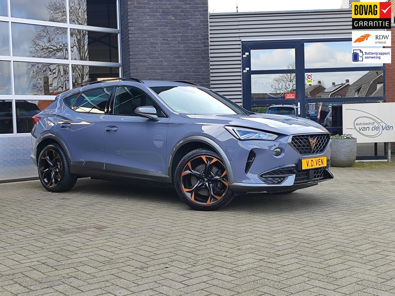 CUPRA Formentor - 1.4 eHybrid VZ | 245pk | Copper edition | Sportstuur | Lederen sportstoelen | Memory | Gra - AutoWereld.nl