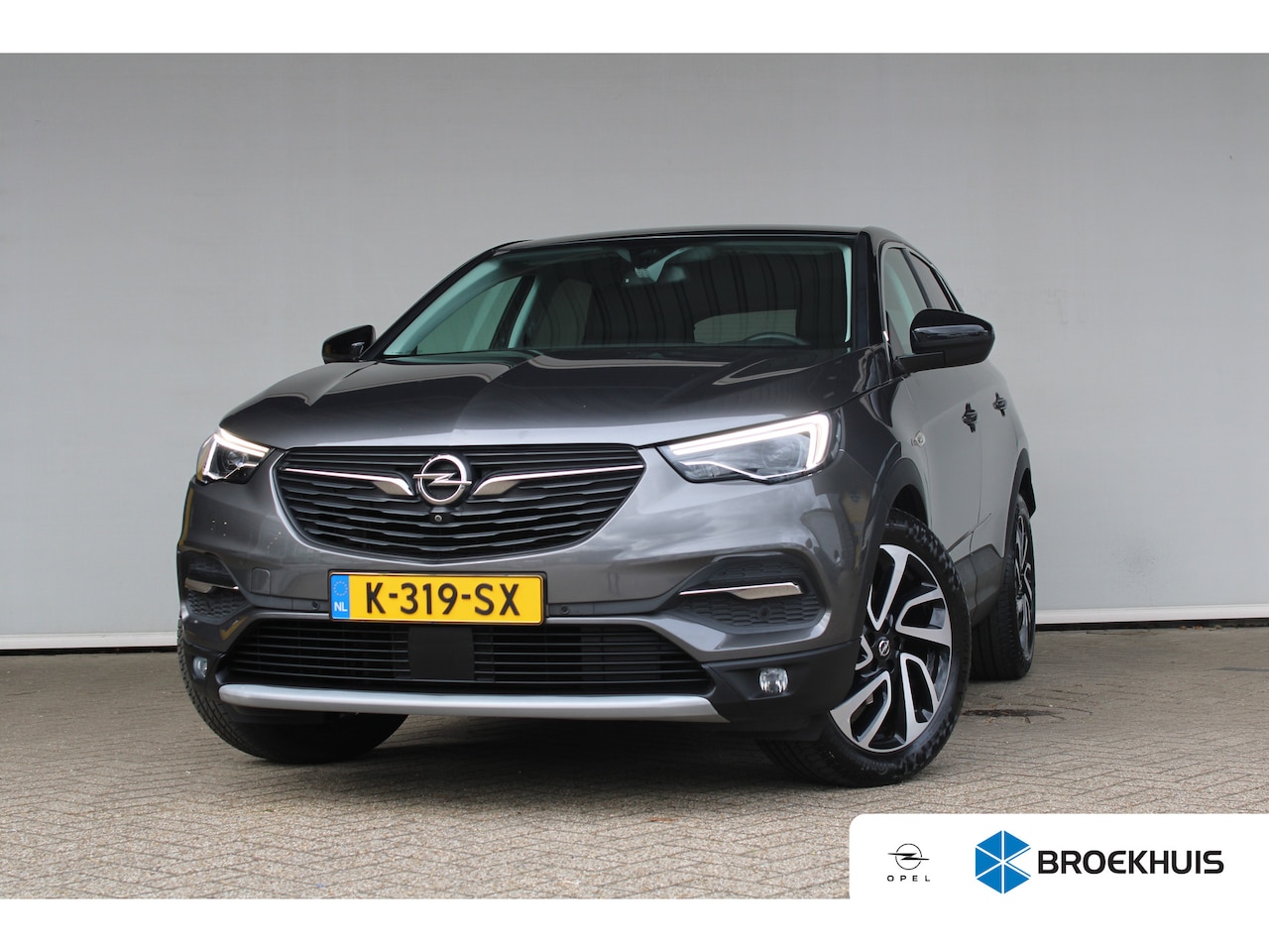 Opel Grandland X - 1.2 Turbo Ultimate | 360 Camera | Lederen bekleding | Navigatie | Stoel- & stuurverwarming - AutoWereld.nl