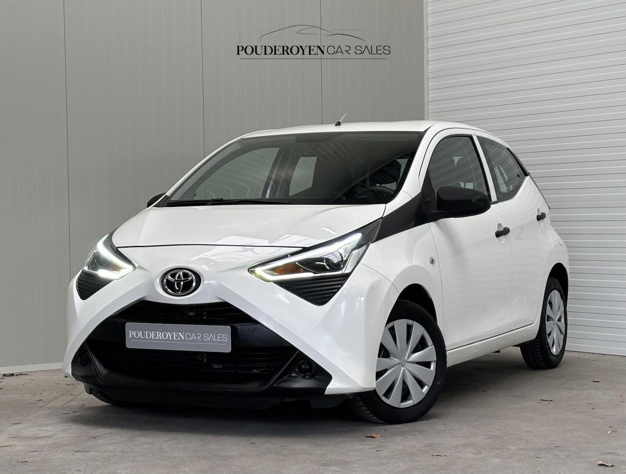 Toyota Aygo - 1.0 VVT-i x-fun / Apple Carplay / Airco / Cruisecontrol / Rijklaar! - AutoWereld.nl
