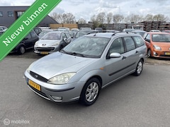 Ford Focus Wagon - 1.6-16V rijdt en schakelt goed