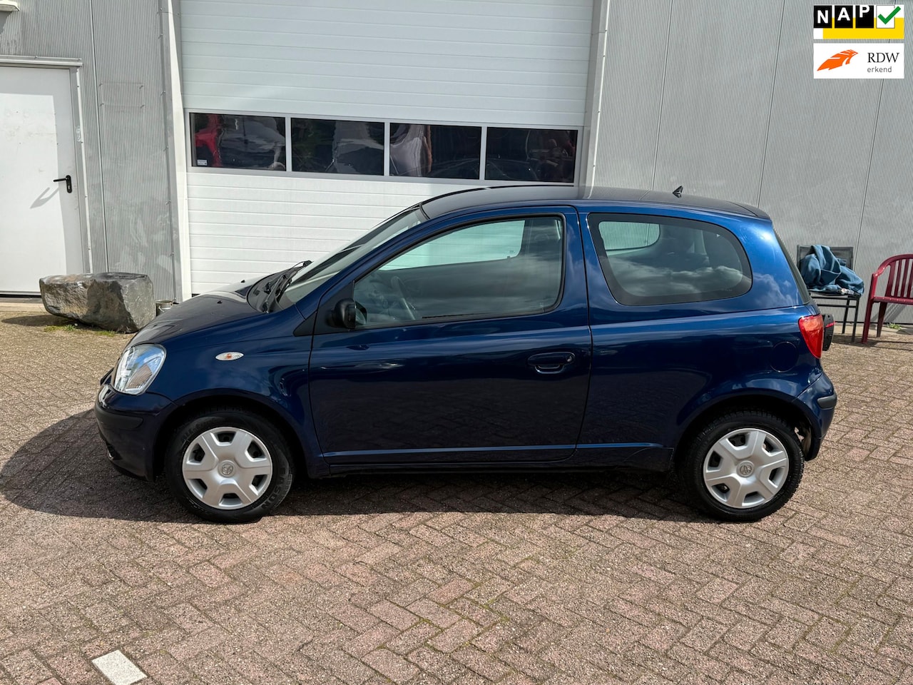 Toyota Yaris - 1.0 VVT-i Idols 1.0 VVT-i Idols - AutoWereld.nl