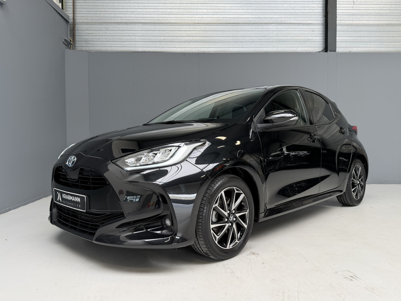 Toyota Yaris - 1.5 Hybrid Dynamic Carplay|Led|Winterpakket|Adaptieve Cruise - AutoWereld.nl
