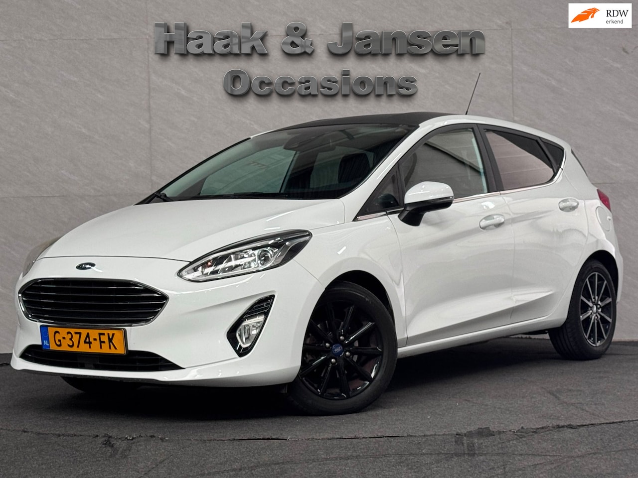 Ford Fiesta - 1.0 EcoBoost Titanium Keyless B&O Camera Trekhaak - AutoWereld.nl