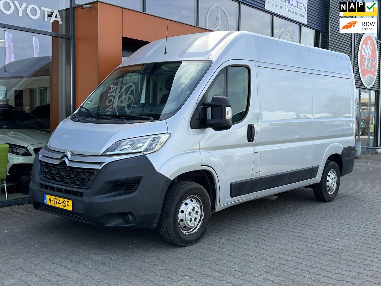 Citroën Jumper - 30 2.0 BlueHDi L2H2|Navi|Cruise|Camera|DAB+ - AutoWereld.nl