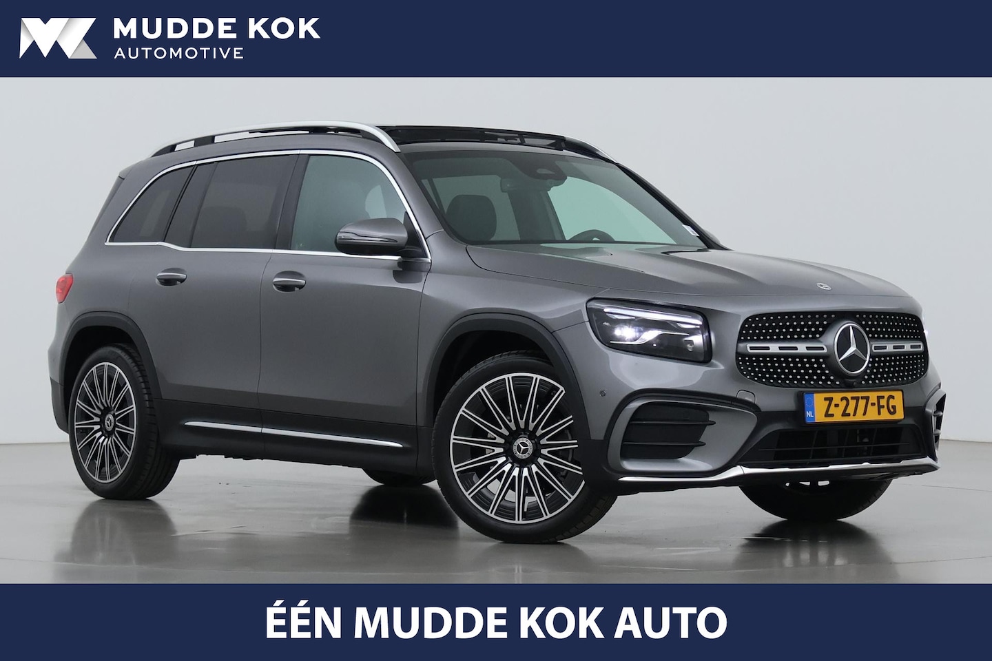 Mercedes-Benz GLB - 200 AMG Line | Panoramadak | Head-Up | Burmester Audio | Trekhaak | 360° Camera - AutoWereld.nl