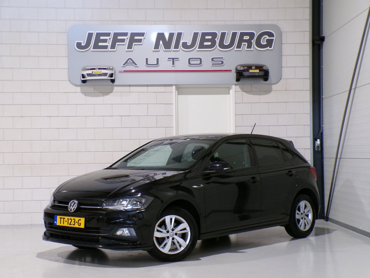 Volkswagen Polo - 1.0 TSI R-Line "Origineel NL!" Draadloze-Carplay Adaptive-Cruise Climatronic DAB+ Sportsto - AutoWereld.nl