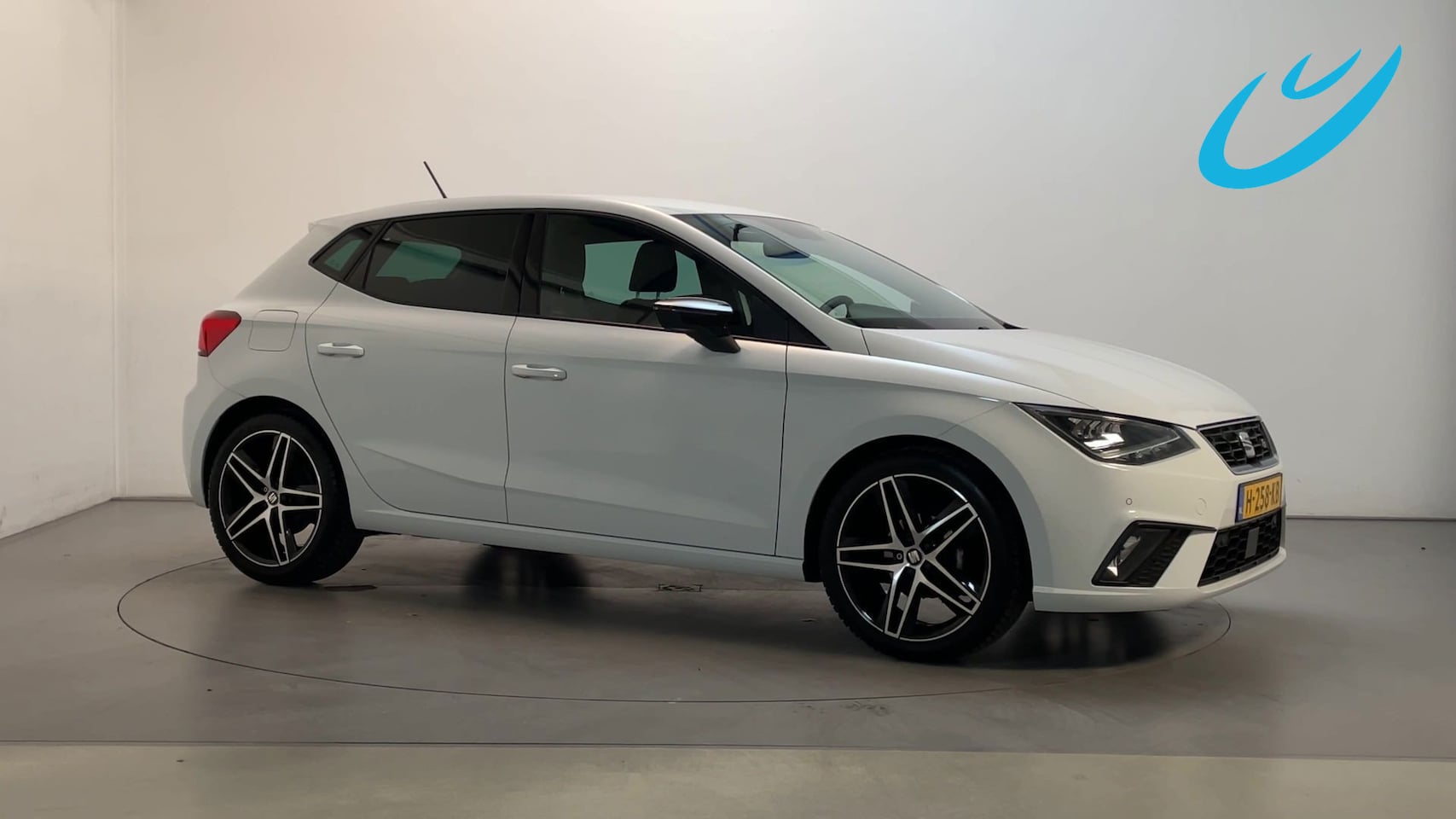 SEAT Ibiza - 1.0 TSI FR Business Intense Climate Control Camera Sfeerverlichting App Connect - AutoWereld.nl