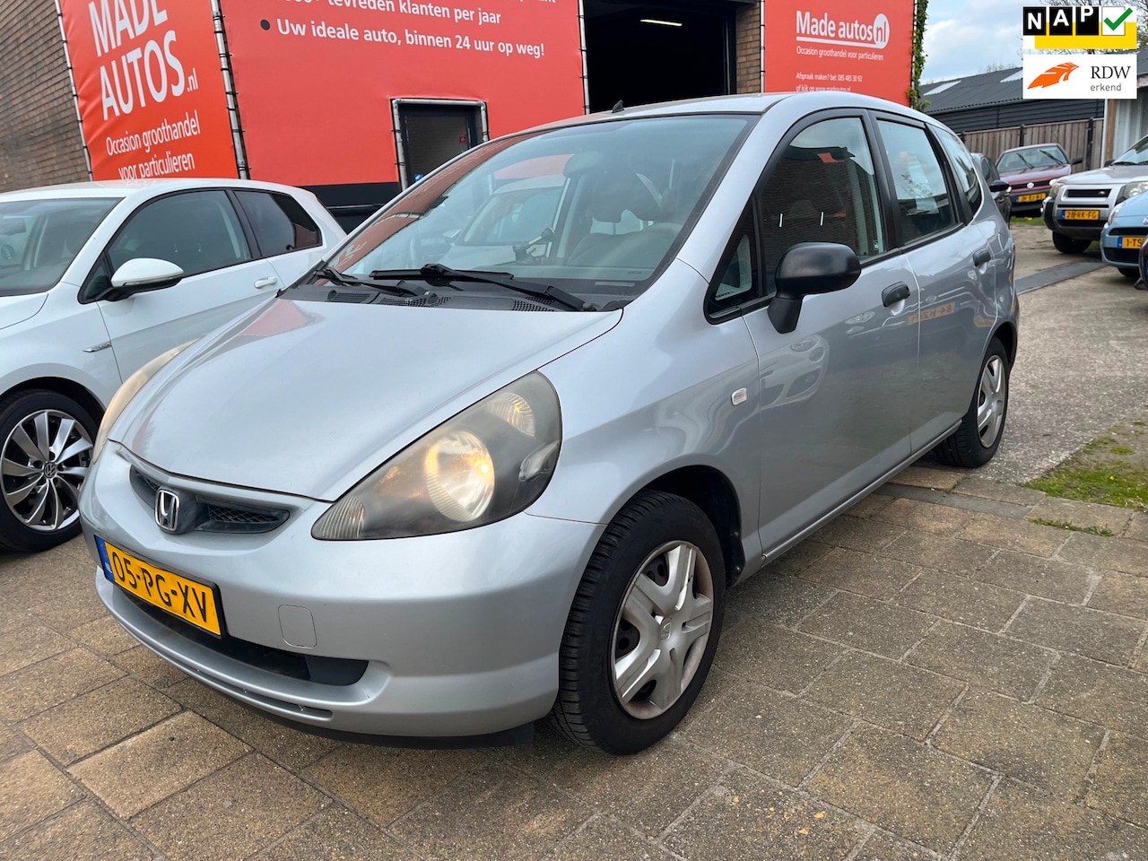 Honda Jazz - 1.2 S / airco incl apk ! - AutoWereld.nl
