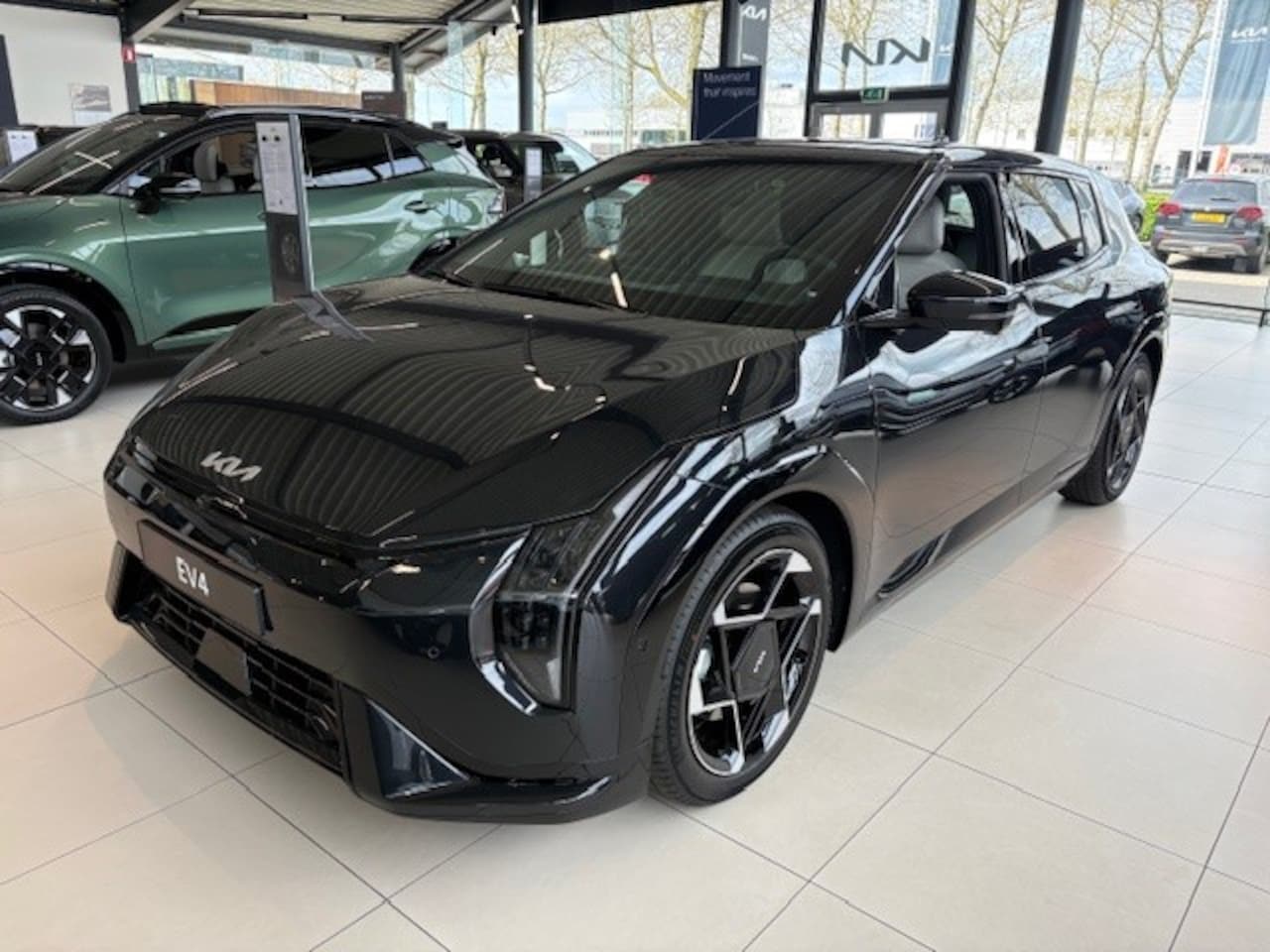 Kia EV4 - GT-PlusLine 81.4 kWh | Direct uit voorraad leverbaar | - AutoWereld.nl