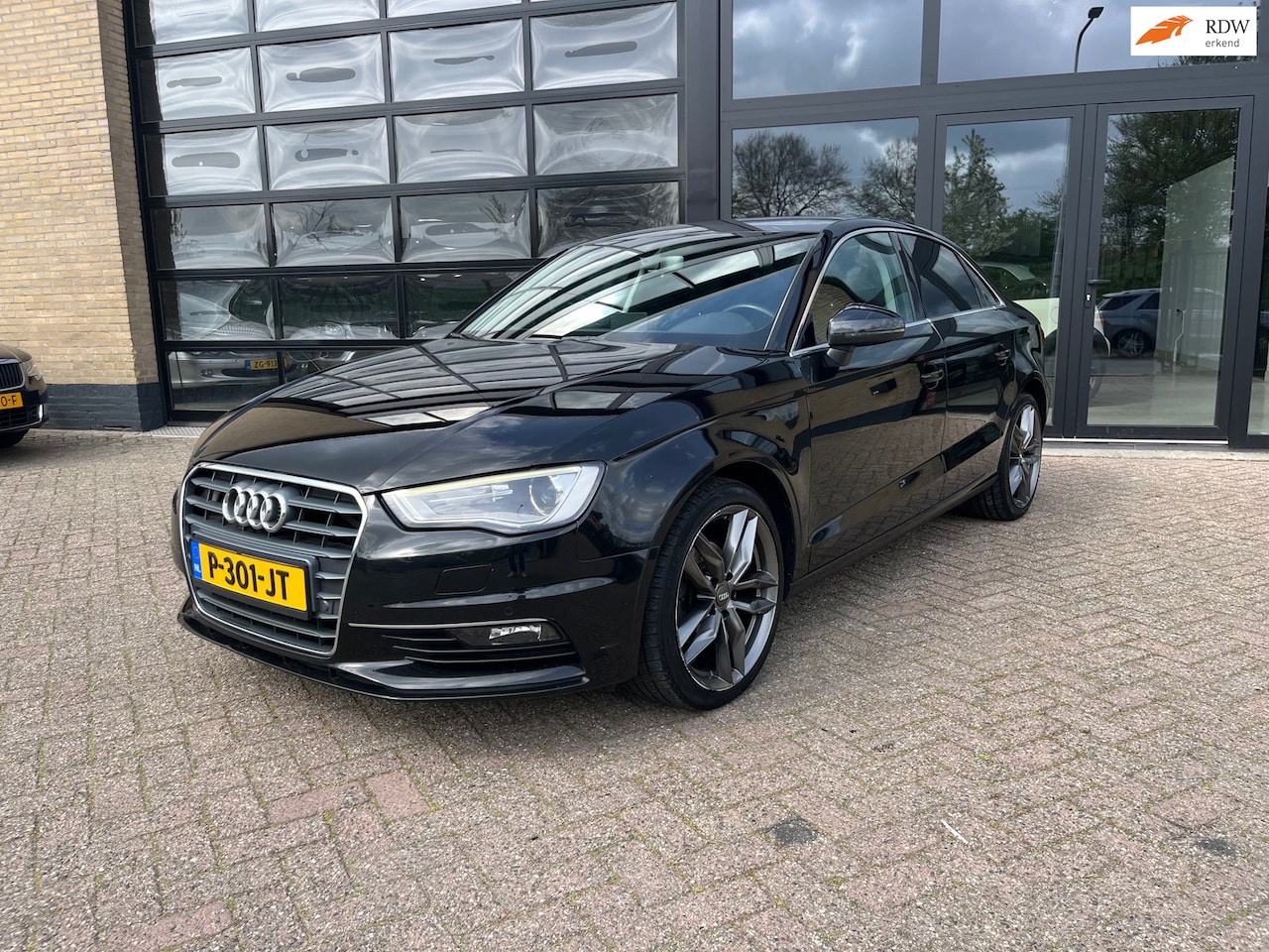 Audi A3 Limousine - 1.6 TDI Design Pro Line Plus 1.6 TDI Design Pro Line Plus, Navi, Led, zuinig - AutoWereld.nl