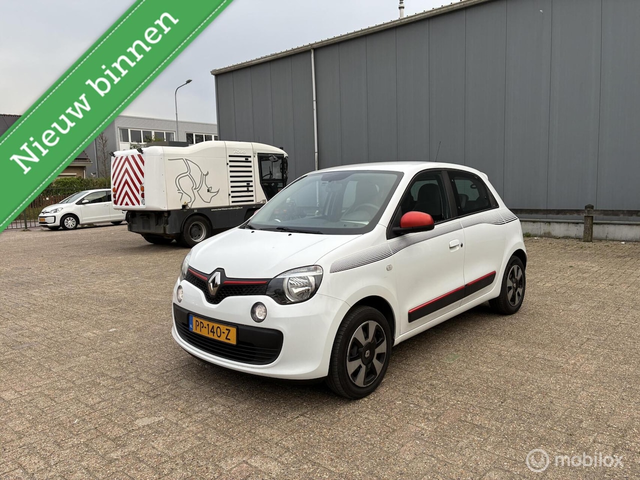 Renault Twingo - 1.0 SCe Intens Led Airco Cruise NAP ! - AutoWereld.nl