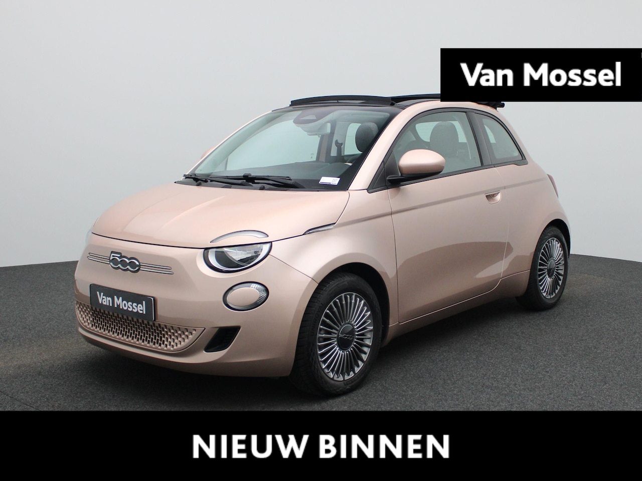 Fiat 500 C - 500e 42 kWh Icon | Climate Control / ECC | Open dak schuif | Licht metalen velgen 16 inch - AutoWereld.nl