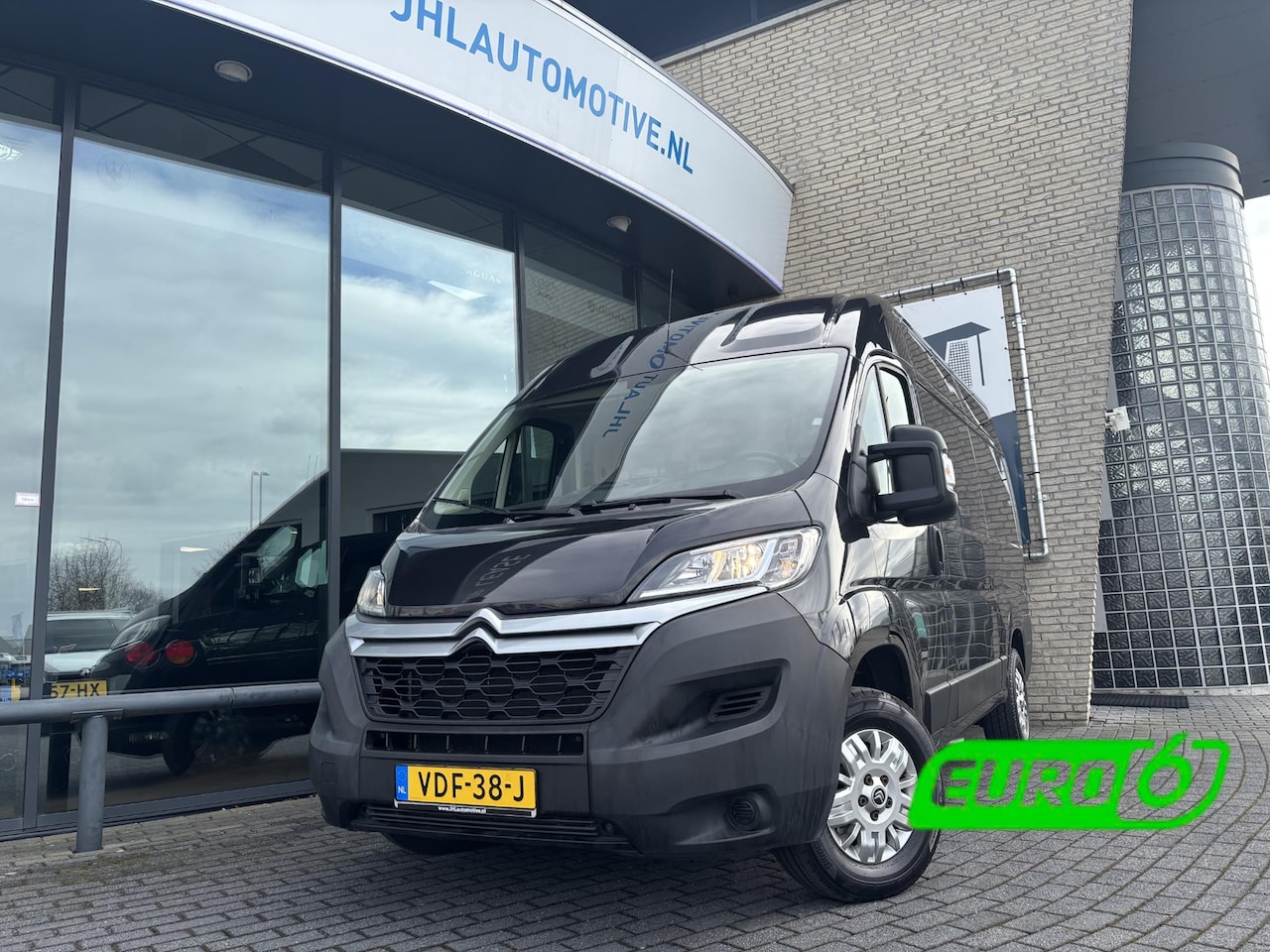 Citroën Jumper - 33 2.2 BlueHDi 120 L2H2*3-PERSOONS*TEL*PDC* - AutoWereld.nl