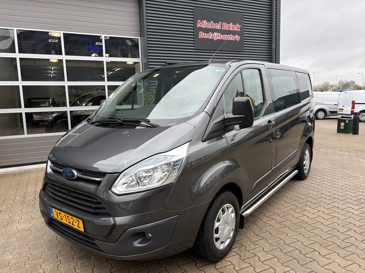 Ford Transit Custom - 270 2.2 TDCI Dubbele Cabine Navi - AutoWereld.nl