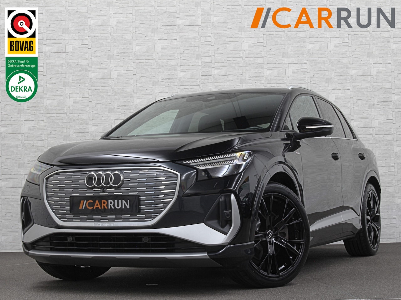 Audi Q4 e-tron - 45 Quattro S-Line 77 kWh | ACC | Matrix-LED | Keyless-Entry | Standkachel | Carplay | Lane - AutoWereld.nl
