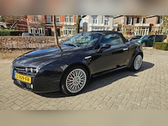 Alfa Romeo Spider - 3.2 JTS Q4