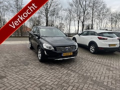 Volvo XC60 - 2.0 T5 FWD Summum TREKHAAK LEER STOELVERWARMING