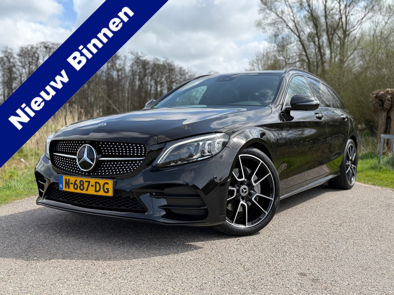 Mercedes-Benz C-klasse Estate - 180 Premium Plus Pack / NL auto / Full option / Panoramadak / Burmeister / Stoelverwarming - AutoWereld.nl
