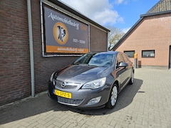 Opel Astra - 1.4 Turbo Cosmo