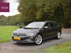 Volkswagen Passat Variant - 1.5 TSI 150pk Elegance business 18inch Ergo-stoelen ACC dsg-7