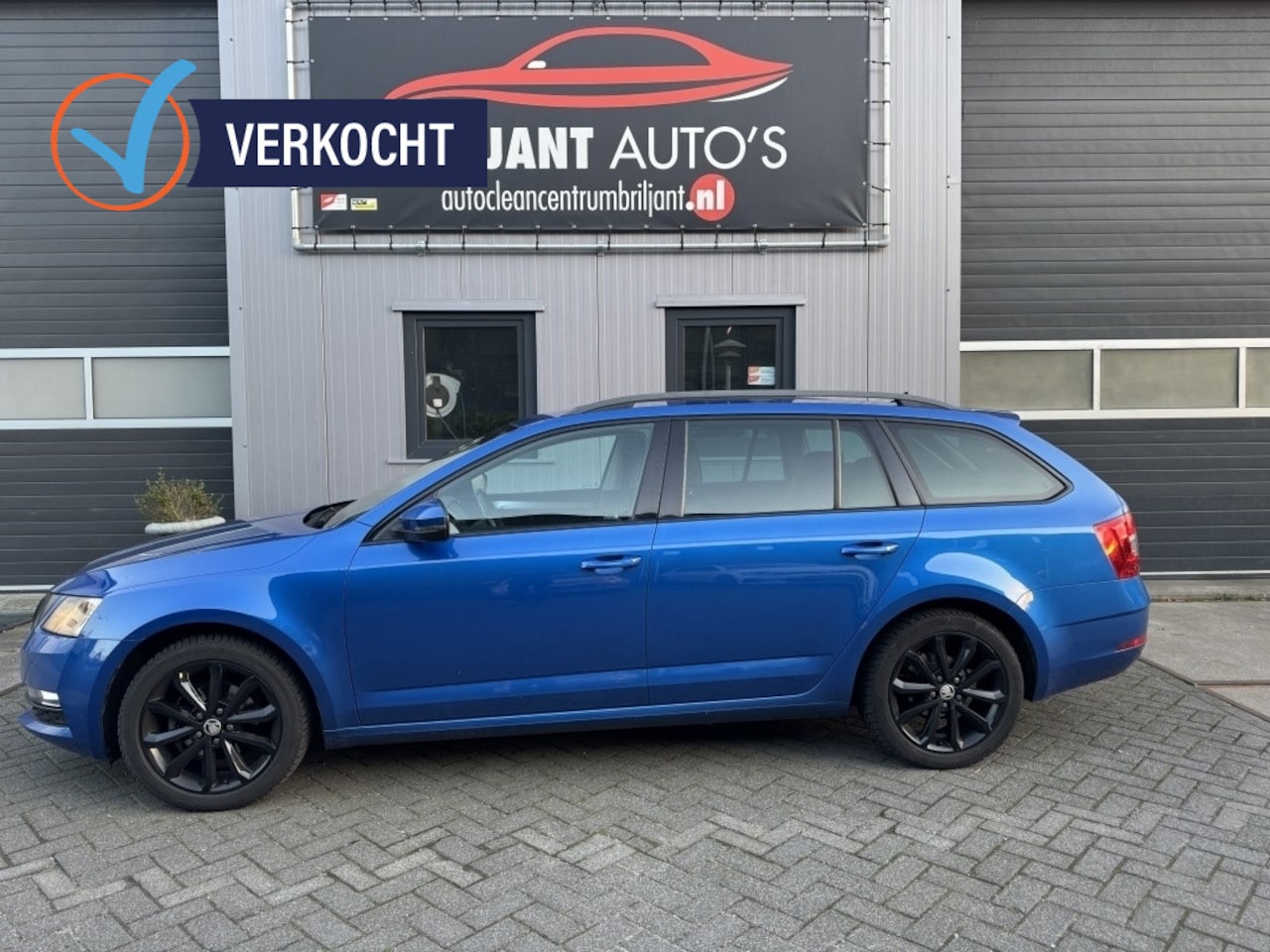 Skoda Octavia Combi - Navi Lm 18inch 1.6 TDI Grt Amb Bns - AutoWereld.nl