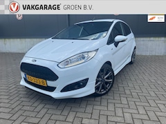 Ford Fiesta - 1.0 EcoBoost ST Line / cruise / clima / navi / voorruitverw. / 17"l.m. velgen