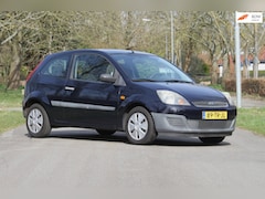 Ford Fiesta - 1.3-8V Champion / Airco / Elektrische ramen / Van pas tweede eigenaar / APK tot 29 april 2