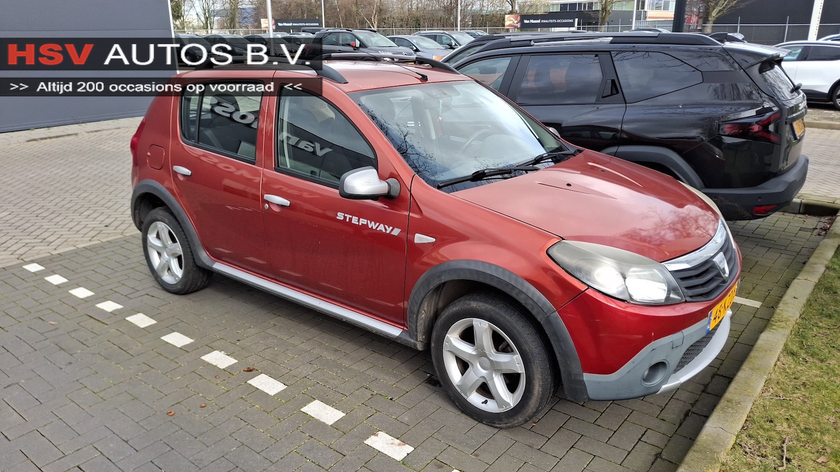 Dacia Sandero Stepway - 1.6 *60.000km* org NL - AutoWereld.nl