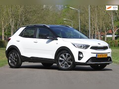 Kia Stonic - 1.0 T-GDi DynamicLine / Van 1e eigenaar / Airco / Navigatie / Achteruitrijcamera / Zwart m