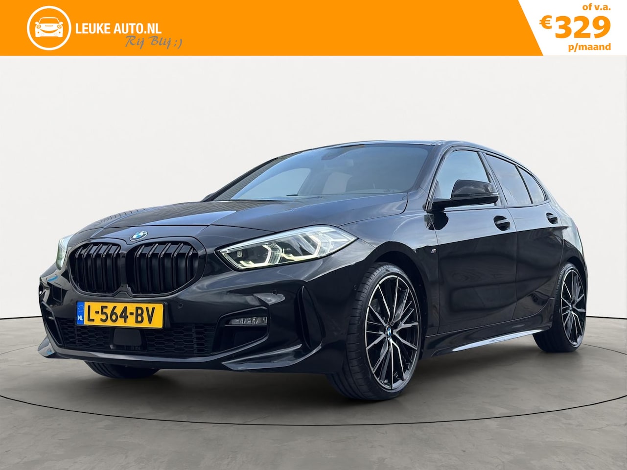 BMW 1-serie - 118i 140PK Automaat M-Sport Shadow Camera Leer 19'' LMV Trekhaak - AutoWereld.nl