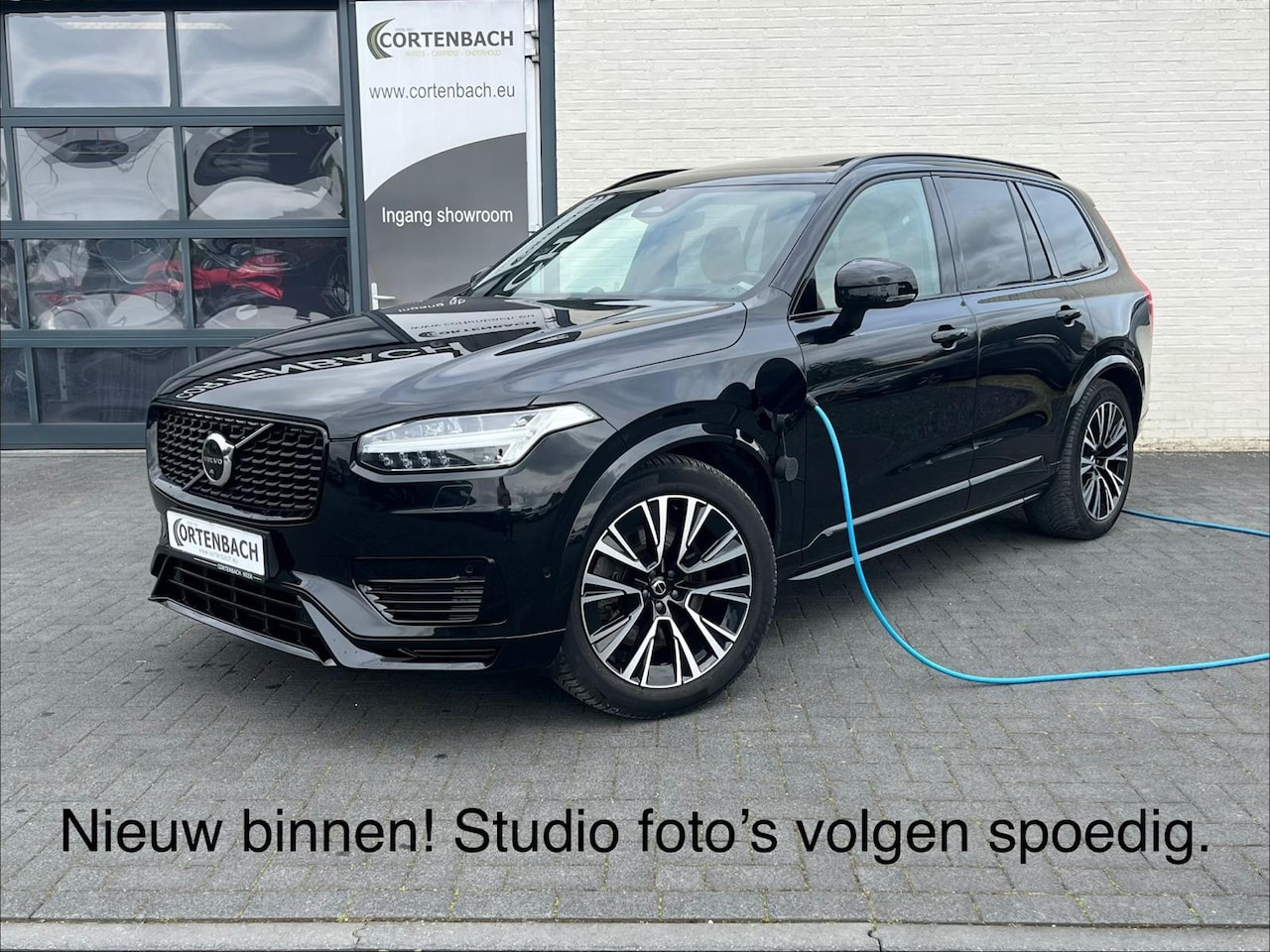 Volvo XC90 - 2.0 T8 Plug-in hybrid AWD Ultra Dark Long Range | Luchtvering | Bowers&Wilkins | Zwenkbare - AutoWereld.nl