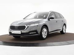 Skoda Octavia Combi - 1.0 e-TSI 110pk DSG Business Edition · Apple/Android Car Play · Navigatie · P-Sensoren · C