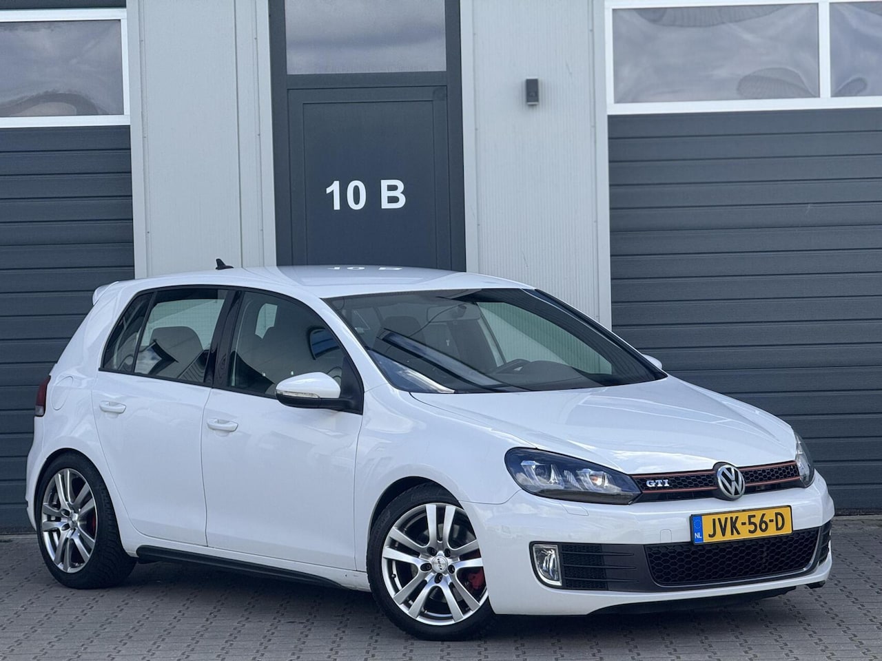 Volkswagen Golf - 2.0 GTI 2011 / Led / Clima / CarPlay - AutoWereld.nl