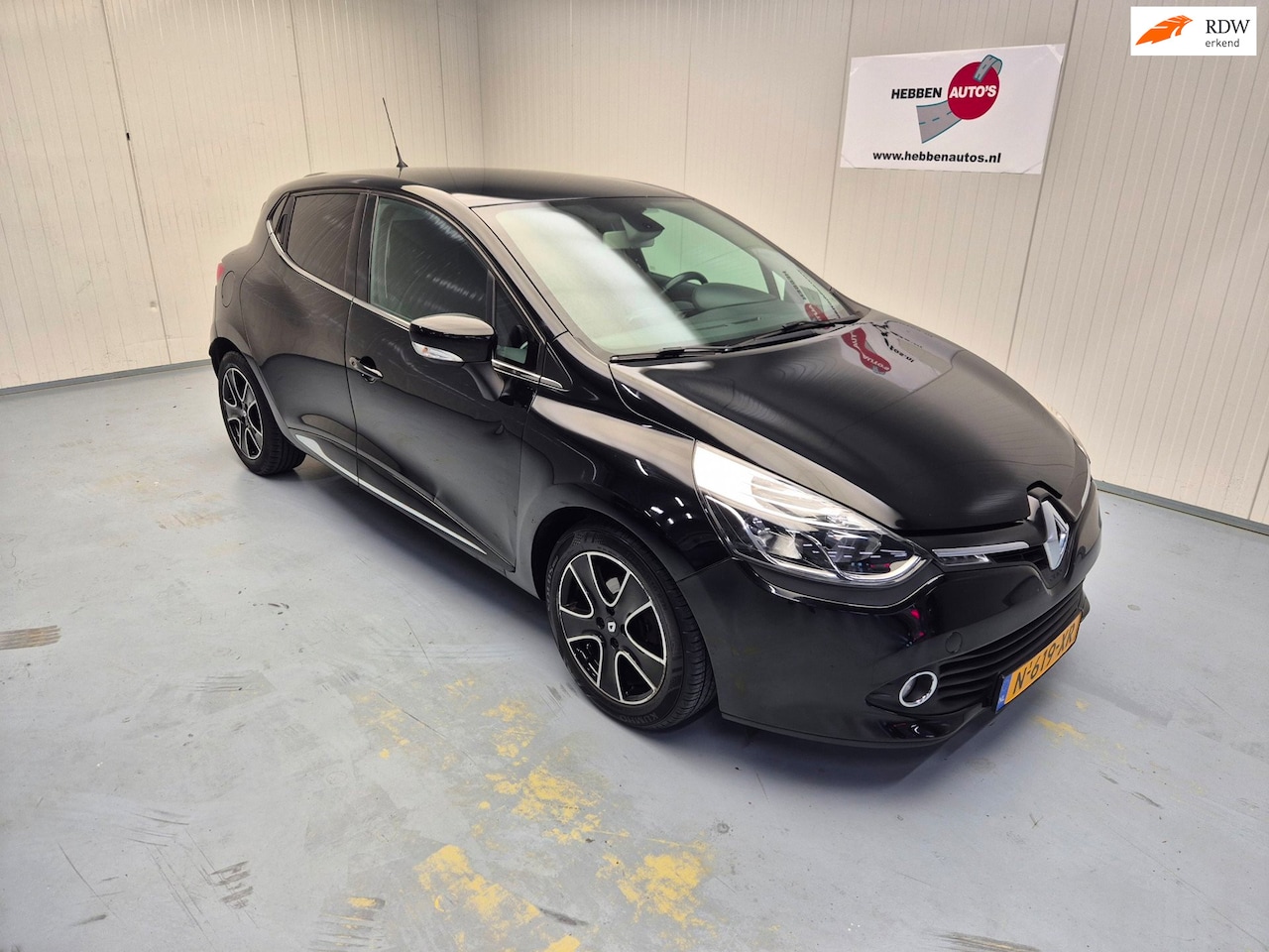 Renault Clio - 1.2 TCe Intens Navi Camera Ecc Cruise Control Alu Velgen - AutoWereld.nl
