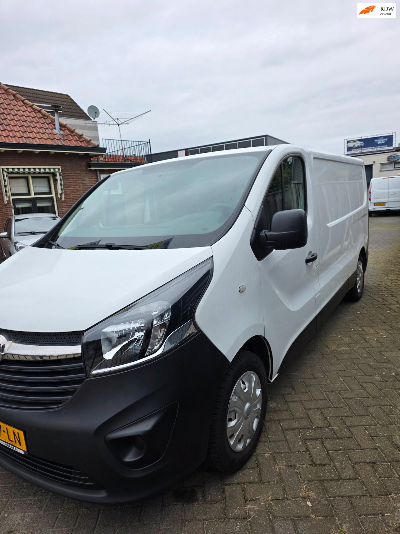 Opel Vivaro - 1.6 CDTI L2H1 Edition EcoFlex 1.6 CDTI L2H1 Edition EcoFlex - AutoWereld.nl