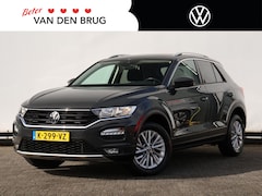 Volkswagen T-Roc - 1.5 TSI Style Business 150 pk | Navigatie | Adaptieve Cruise control | Elekt. Achterklep |