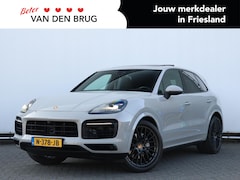Porsche Cayenne - 3.0 E-Hybrid 462pk | Sportchrono | Pano | Krijtgrijs | Trekhaak | Lucht | 21" Velgen | Ada