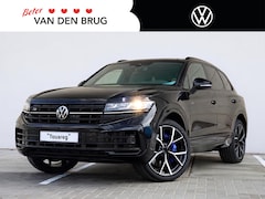 Volkswagen Touareg - R Edition 3.0 eHybrid 462 PK | 22" inch velgen | Lederen bekleding | Nightvision | Luchtve
