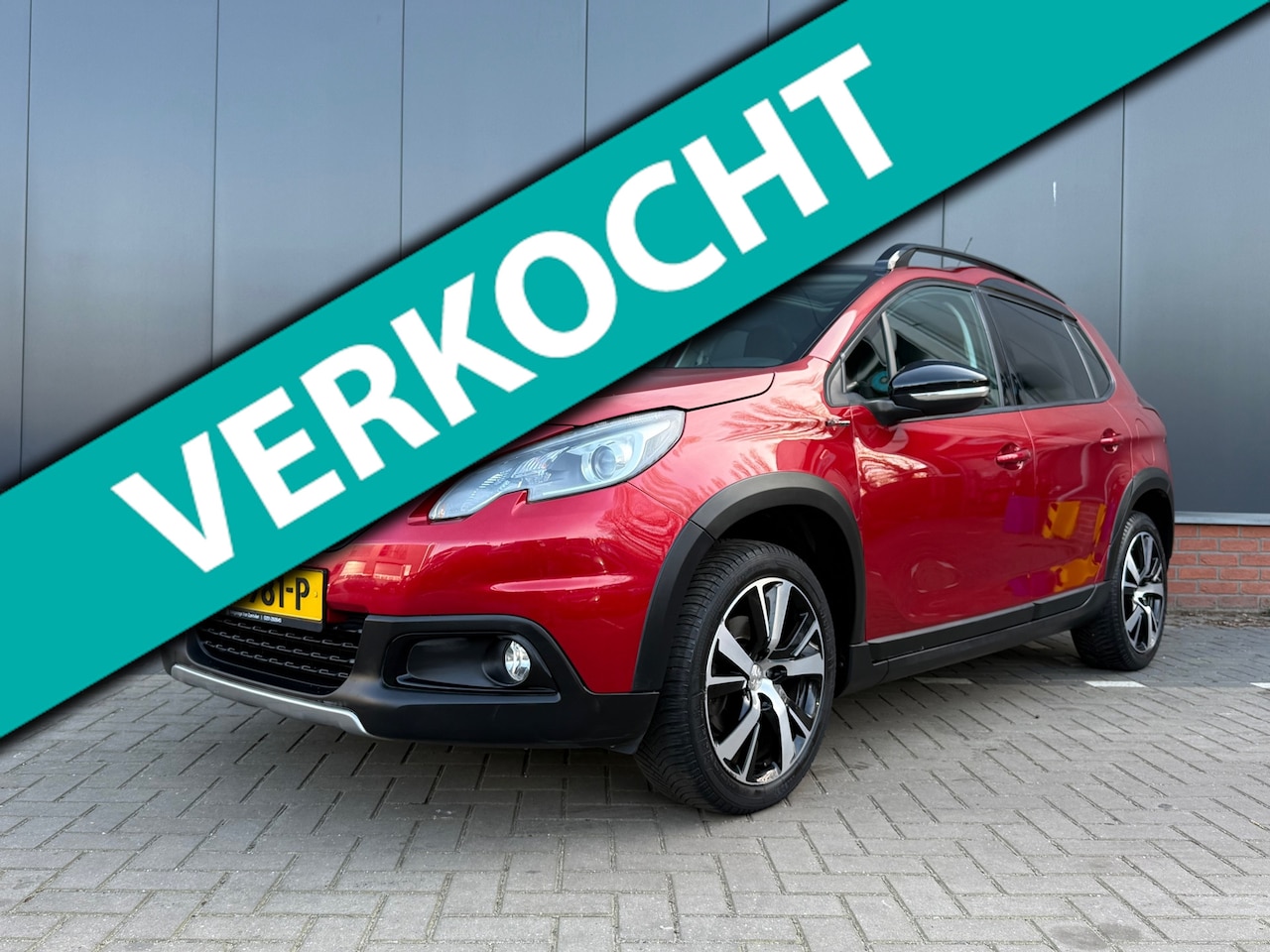 Peugeot 2008 - 1.2 PureTech GT-Line 1.2 PureTech GT-line (12 mnd BOVAG-garantie) - AutoWereld.nl