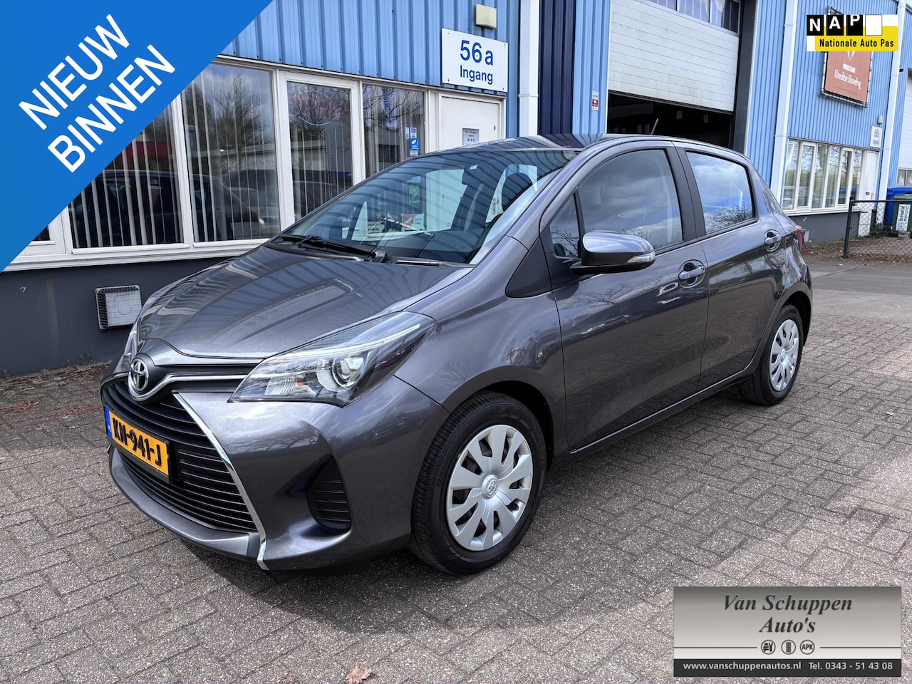 Toyota Yaris - 1.3 VVT-i Business 1e Eign Autom. Navi Camera Crui - AutoWereld.nl