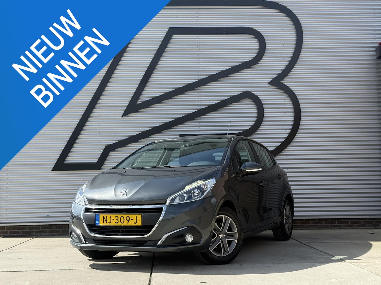 Peugeot 208 - 1.2 PureTech Blue Lion 1e Eigenaar|Navi|Airco|Cruise|Carplay|LM Velgen|N.A.P|APK tot 02-20 - AutoWereld.nl