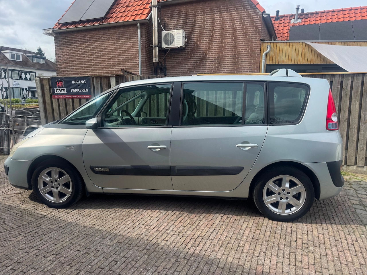 Renault Espace - 2.0 Authentique 7 persoons - AutoWereld.nl