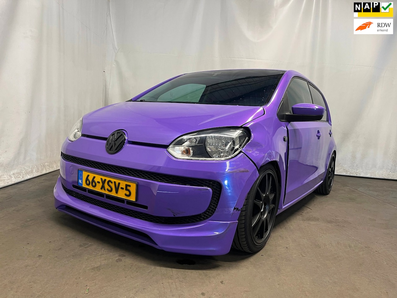 Volkswagen Up! - 1.0 move up! BlueMotion - Front schade - AutoWereld.nl