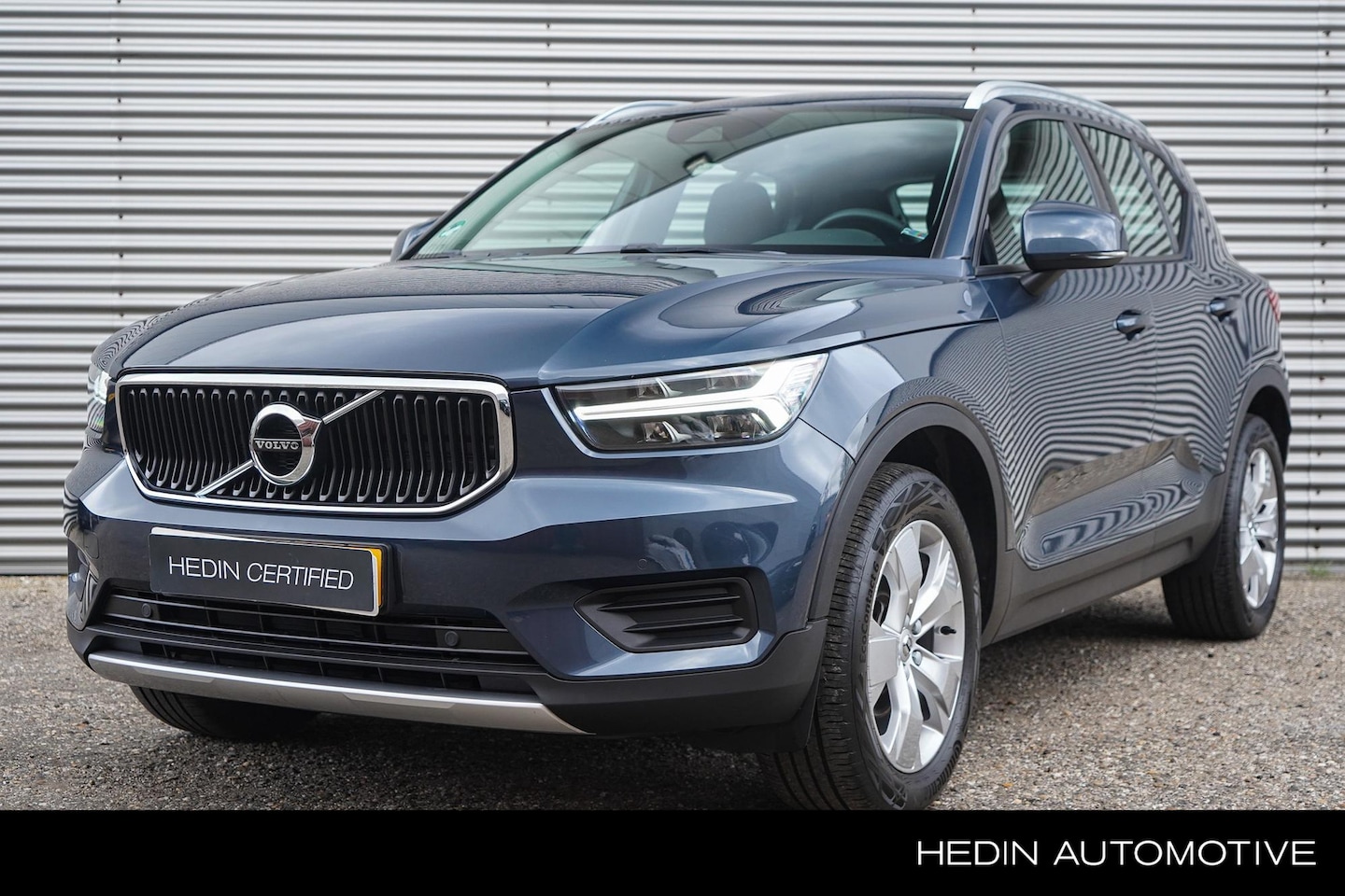 Volvo XC40 - T2 AUT. Momentum | NAV | Parkeercamera | PDC V/A | Carplay | High Performance Audio | Volv - AutoWereld.nl