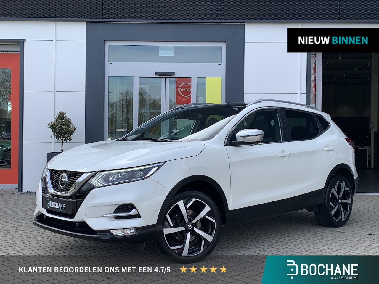 Nissan Qashqai - 1.2 Tekna + | 360° Camera | Trekhaak | Panoramadak | Leder | - AutoWereld.nl