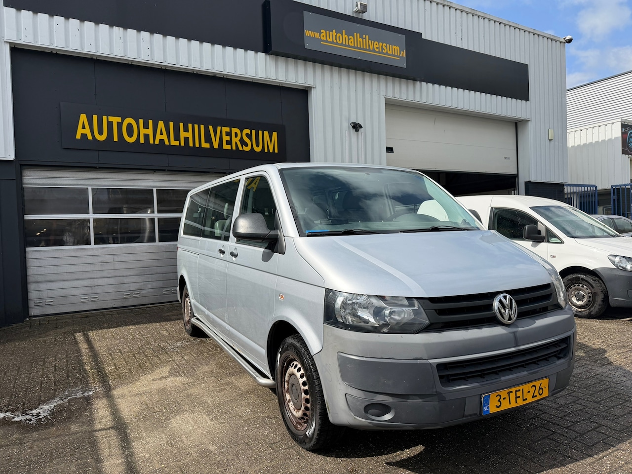 Volkswagen Transporter Kombi - 2.0 TDI L2H1 Highline 2.0 TDI L2H1 Highline - AutoWereld.nl