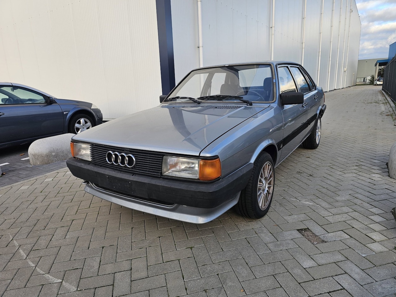 Audi 80 - 1.6 Automaat bj 1985 143dkm Oldtimer - AutoWereld.nl