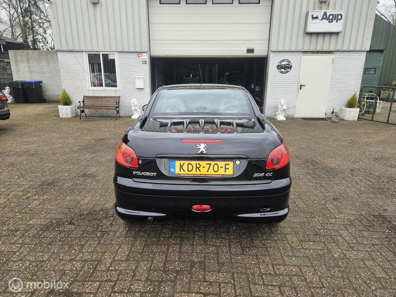 Peugeot 206 CC - 1.6 nwe apk airco leder interieur lm wielen!!