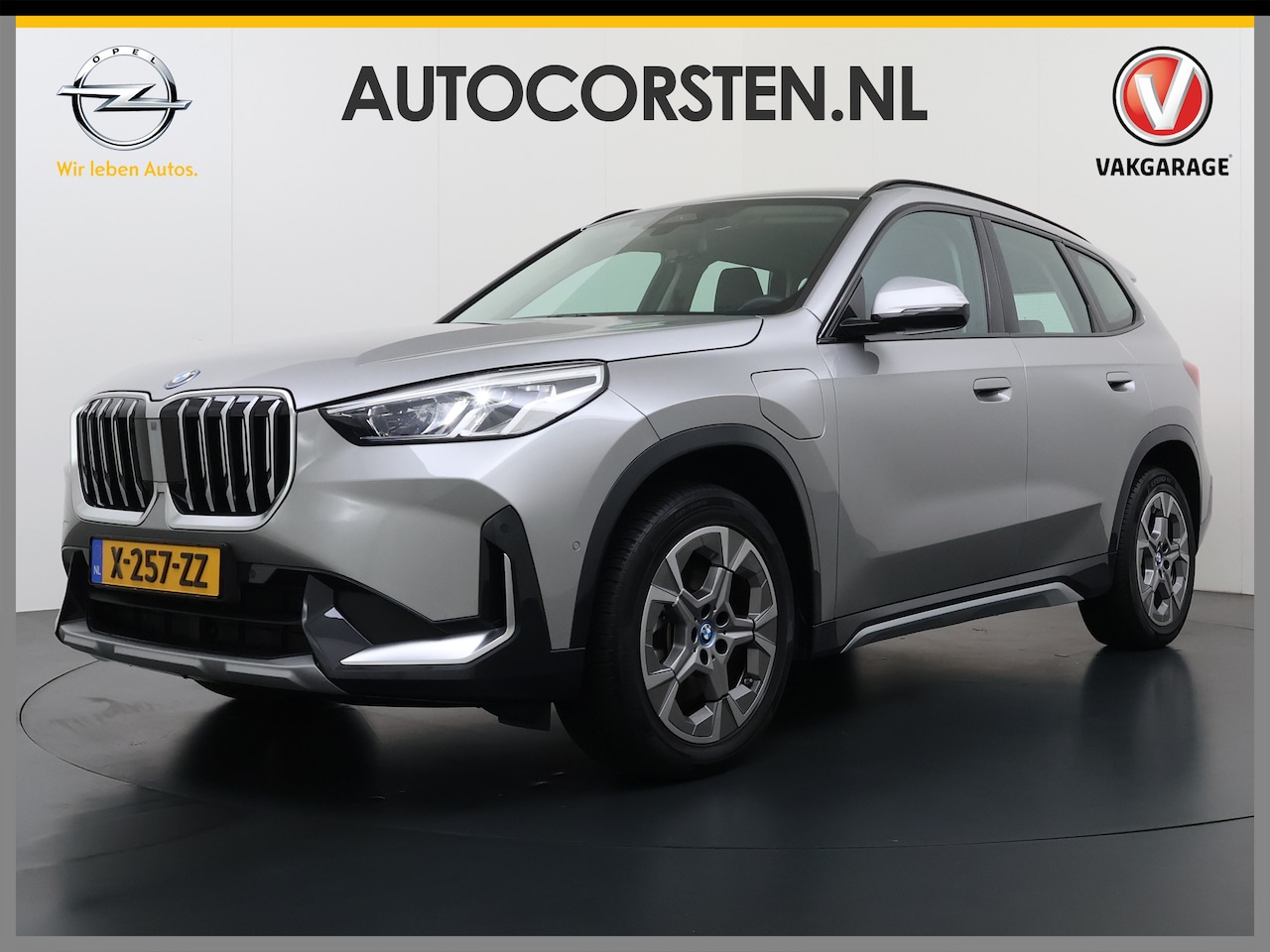 BMW X1 - xDrive25e 4WD Hybride 245pk AUT-7 Leder Trekhaak LED Adap.Cruise Camera Navi Sportstoelen - AutoWereld.nl